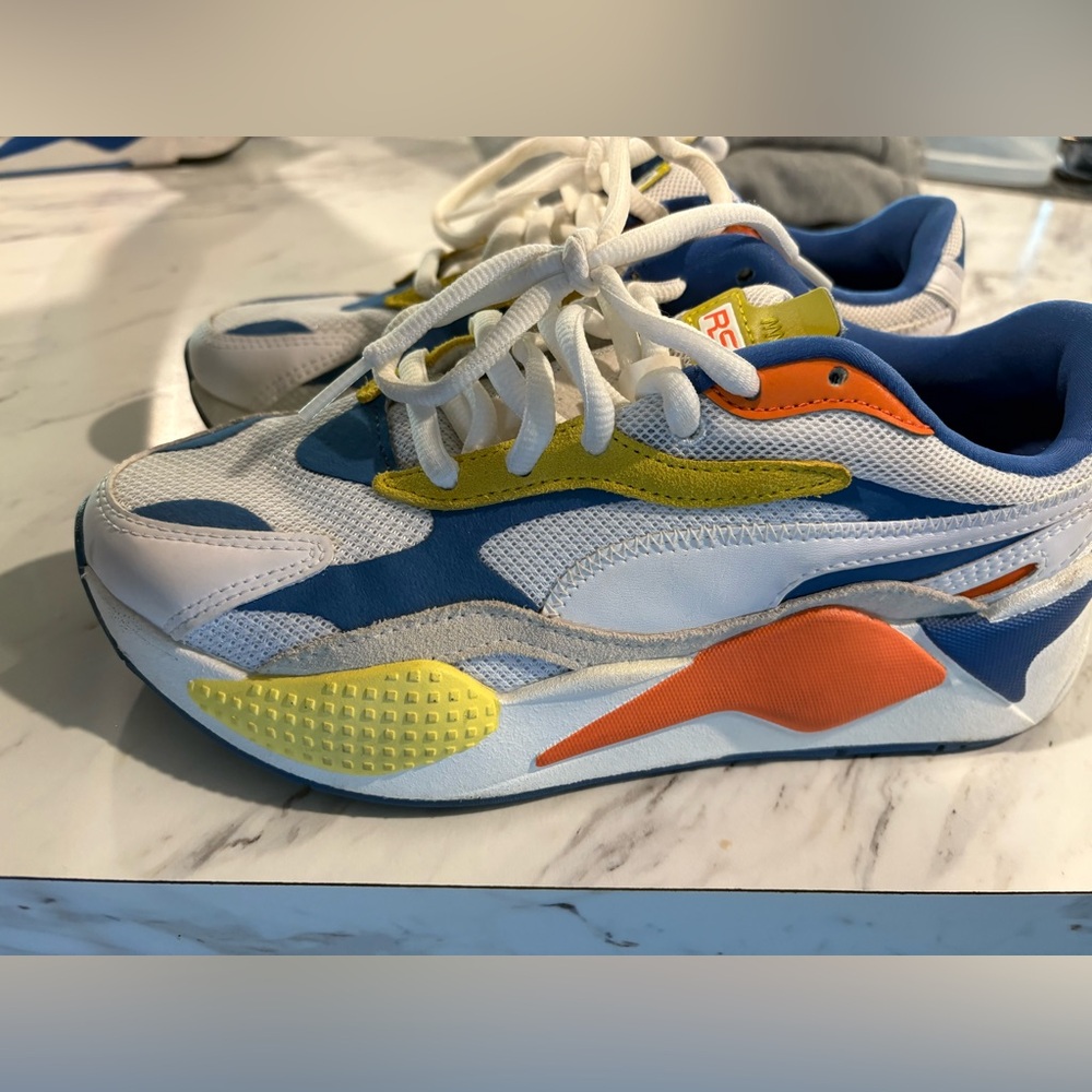 Bundle: 2 pair Puma Shoes and 1 pair Puma sweatpants